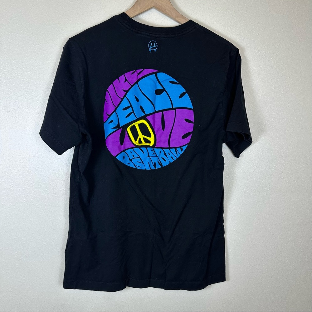 NIKE Men's Large Peace Love Basketball‎ Streetwear Hipster Black Graphic T-Shirt